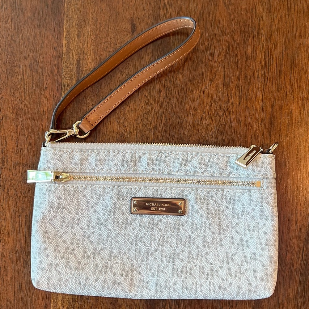 Michael Kors Cream and Tan Wristlet